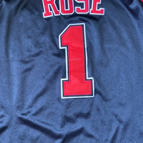 Authentic Vintage 2013 Adidas NBA Chicago Bulls Derrick Rose Basketball Jersey - Picture 5 of 8